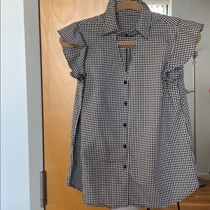 Gingham blouse with keyhole